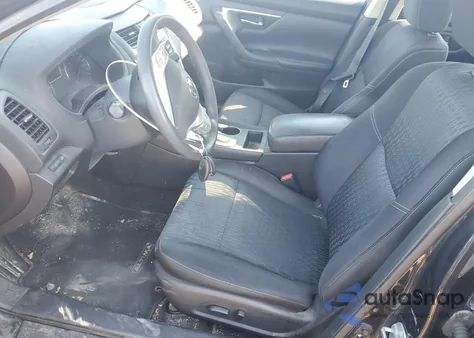 2016 Nissan Altima 2.5 z USA, uszkodzony, nr VIN 1N4AL3AP8GN324082